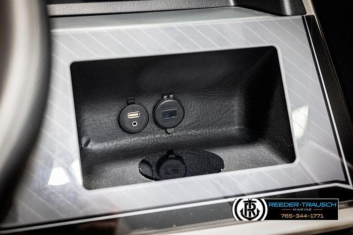 2025 Avalon Excalibur VRBW