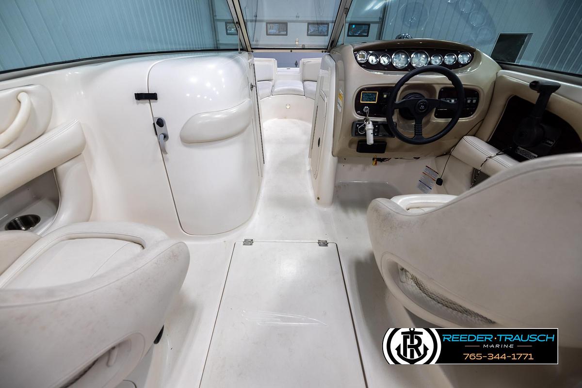 Used 2002 Chaparral 243 Sunesta