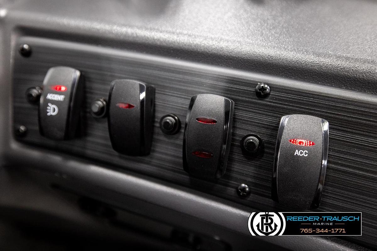 2026 Bennington SLJSF