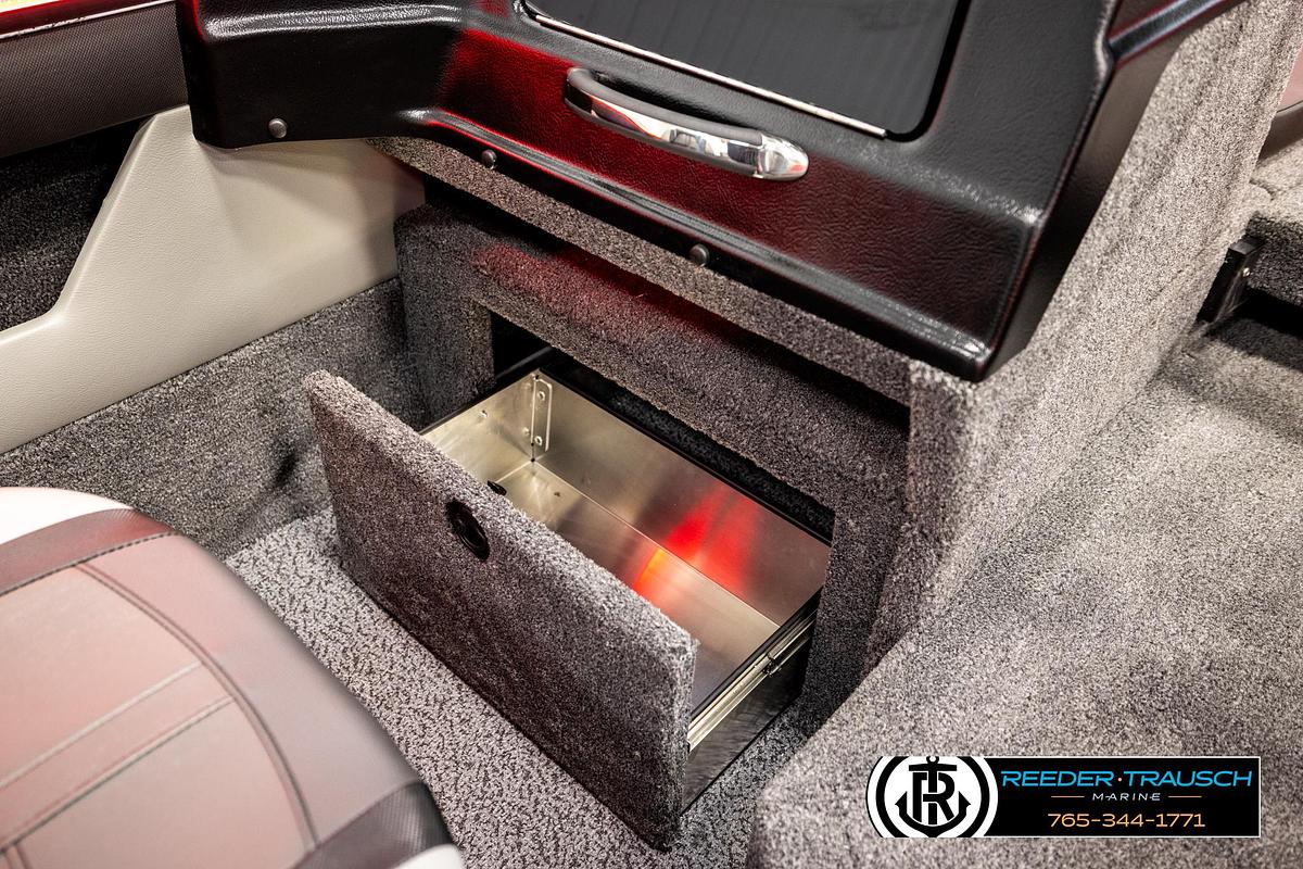 2026 Lund 1875 Crossover XS