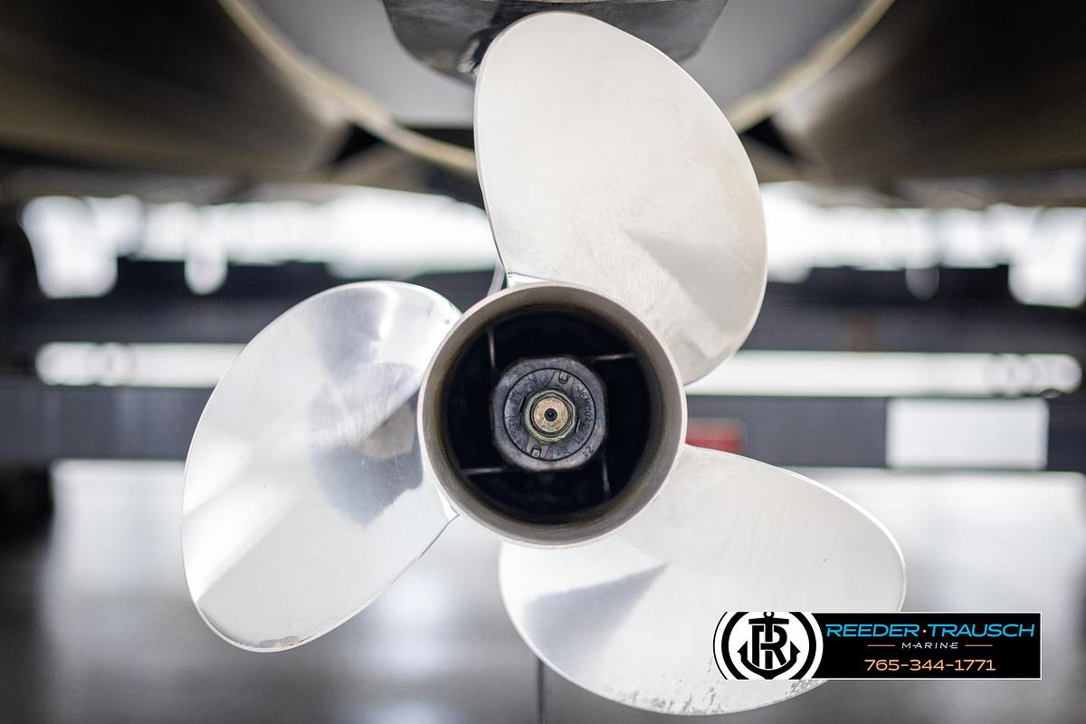 Used 2012 Cypress Cay 250 Cozumel