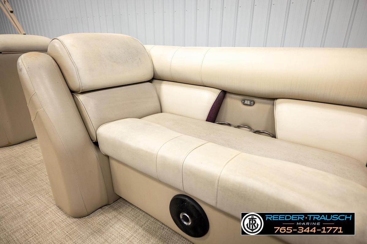 Used 2006 SmokerCraft S-8525