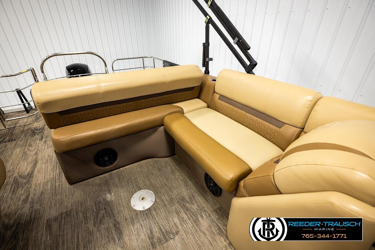 Used 2020 Godfrey 2286 RFL