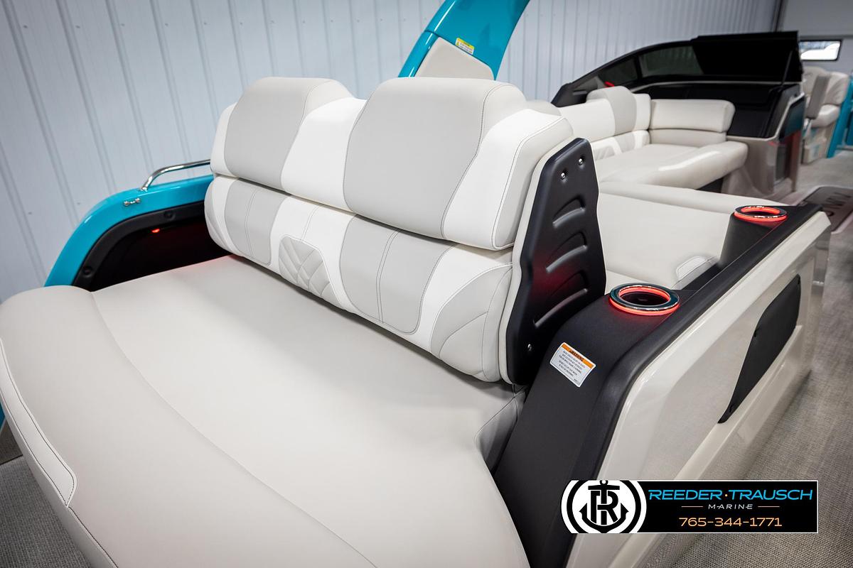 2025 Avalon Excalibur VRBW