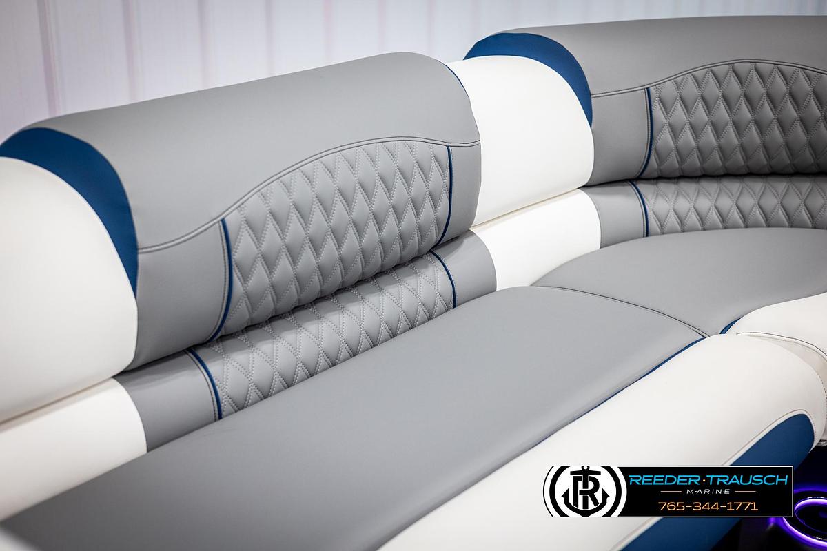 2025 Avalon Excalibur LTD QLW