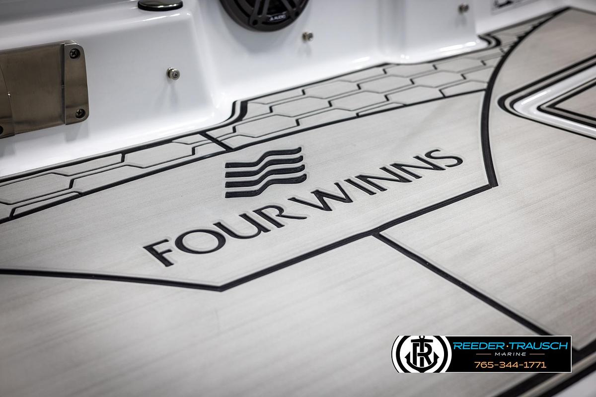2025 Four Winns HD5