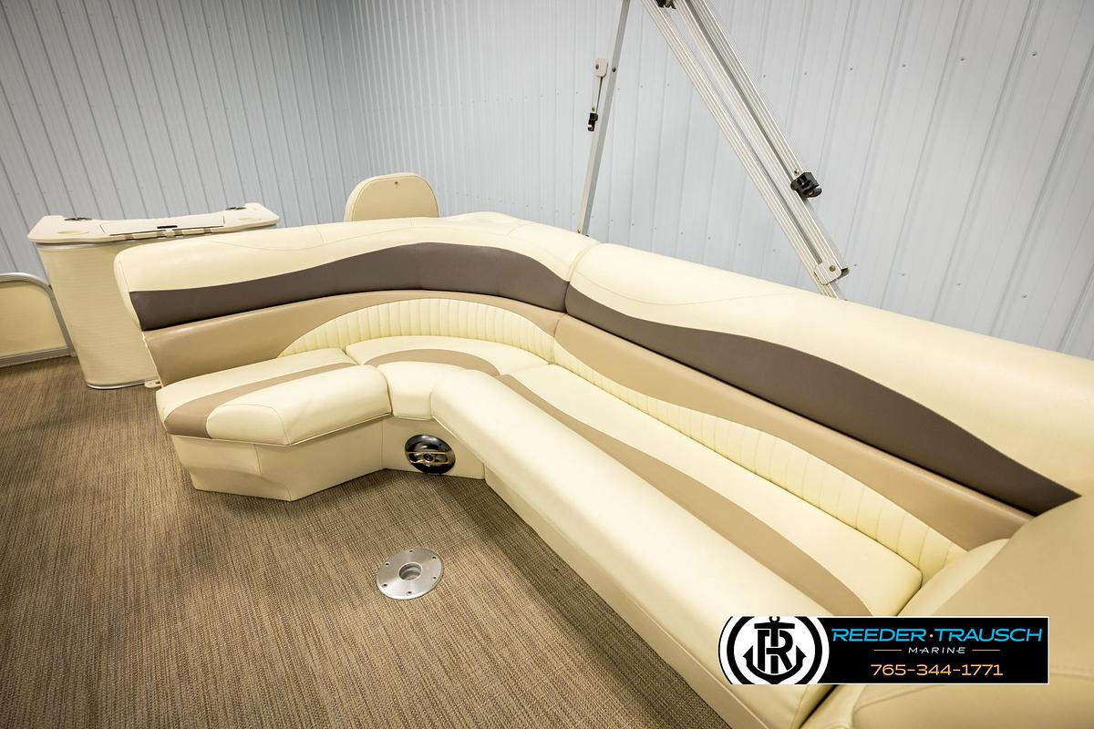 Used 2008 Bennington 2050 FSI