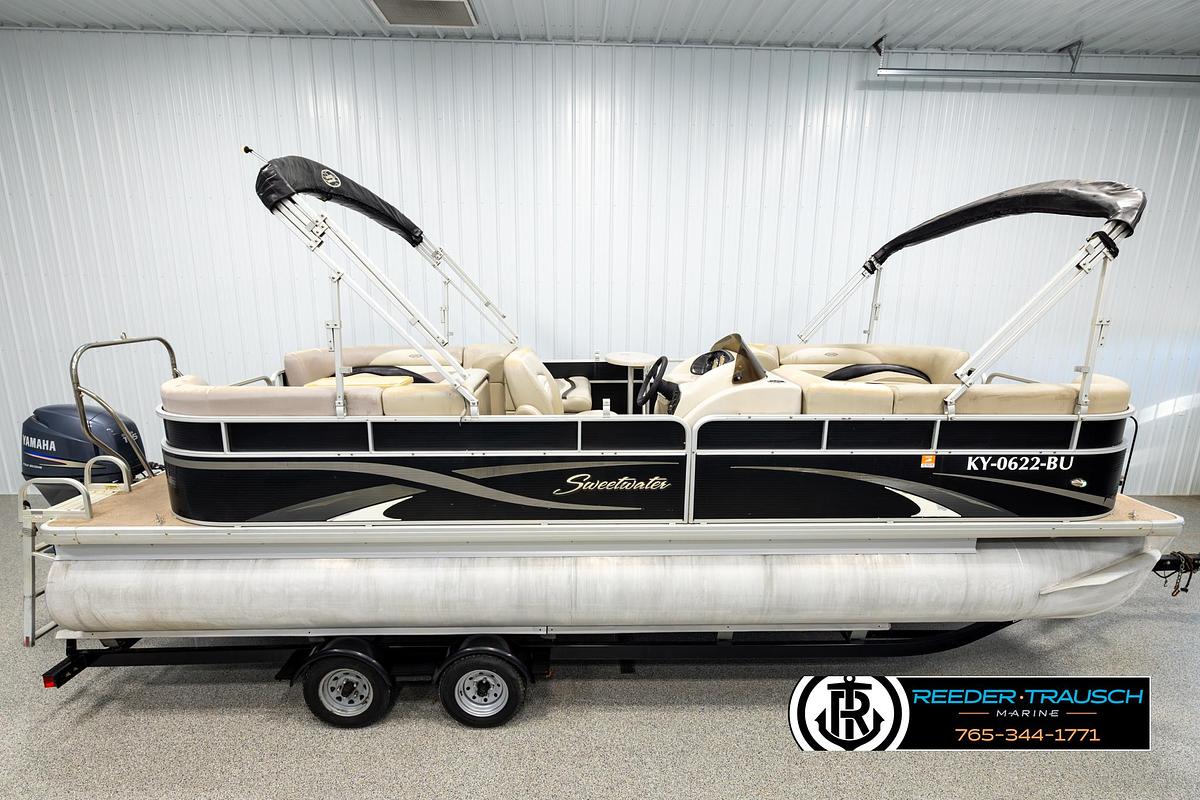 Used 2011 Godfrey SW2486