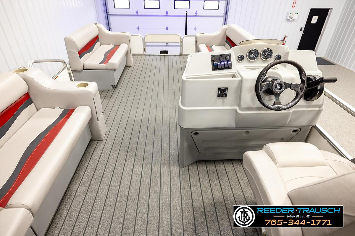 Used 2003 Fishers 220 Fisher