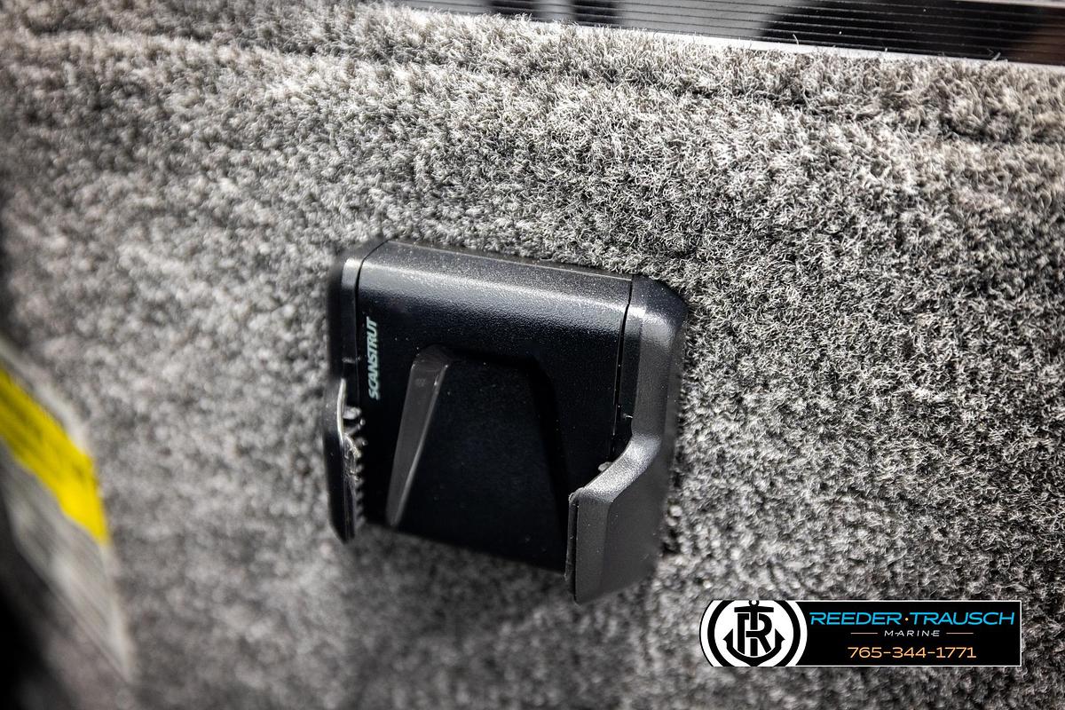 2026 Lund 1775 Adventure SS