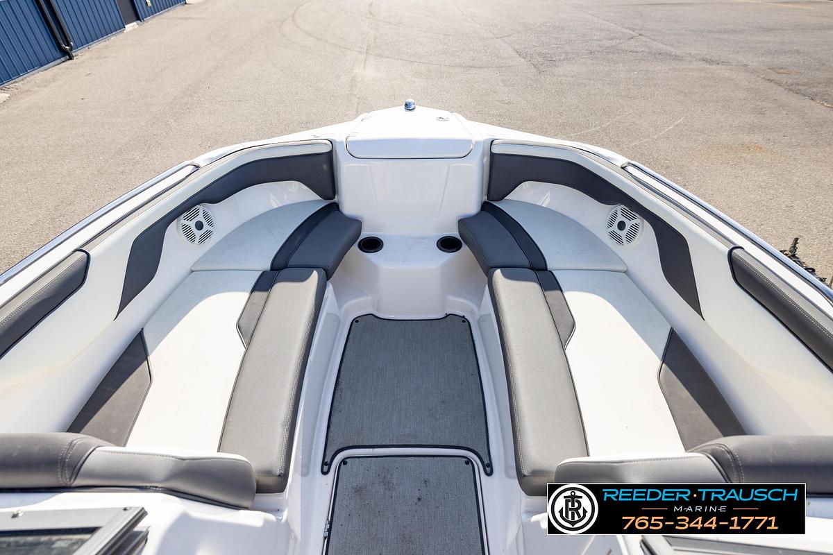 Used 2022 Yamaha AR210