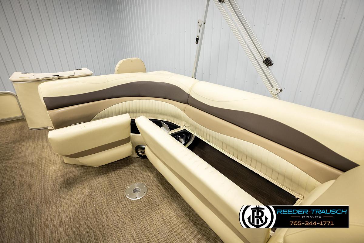 Used 2008 Bennington 2050 FSI