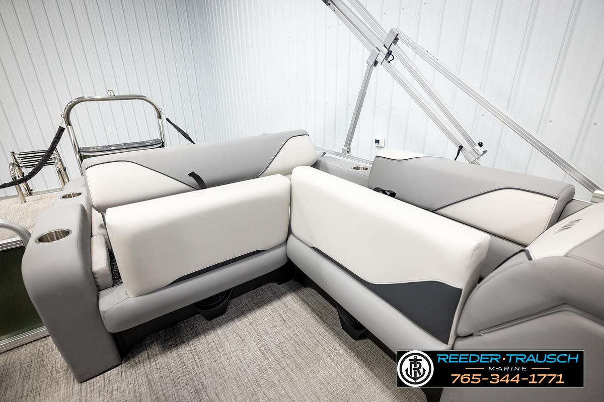2026 Avalon VEN85 VRB