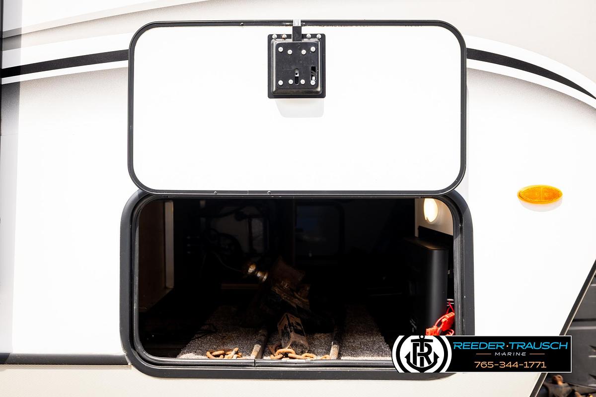 Used 2022 Keystone CG34TSB22