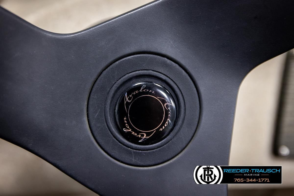 Used 2012 Avalon 1670 JR FRE