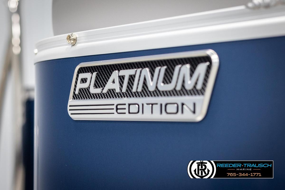 2025 Avalon LSZ Entertainer