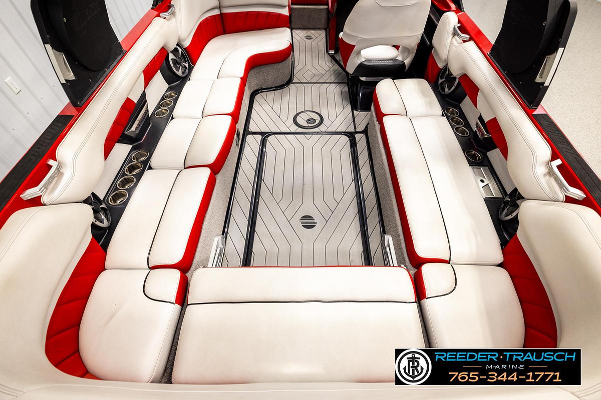 Used 2017 Malibu Wakesetter 25 LSV