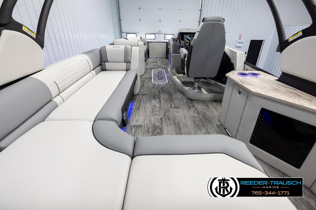 2025 Avalon Excalibur LTD CRB