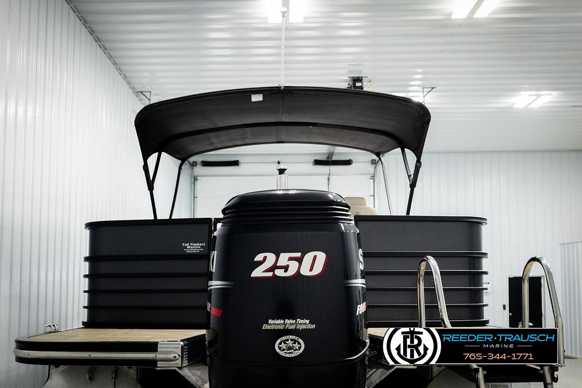 Used 2015 Bennington 2575 RCWL