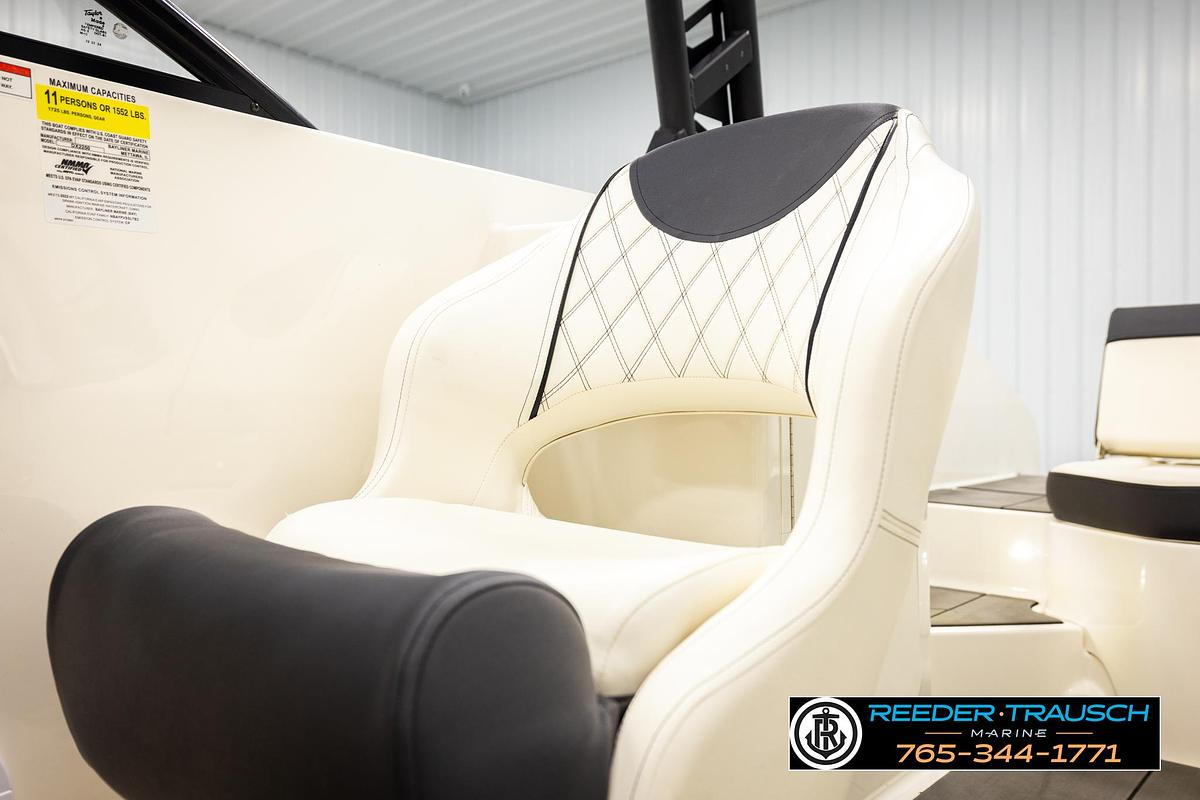 Used 2022 Bayliner DX 2250