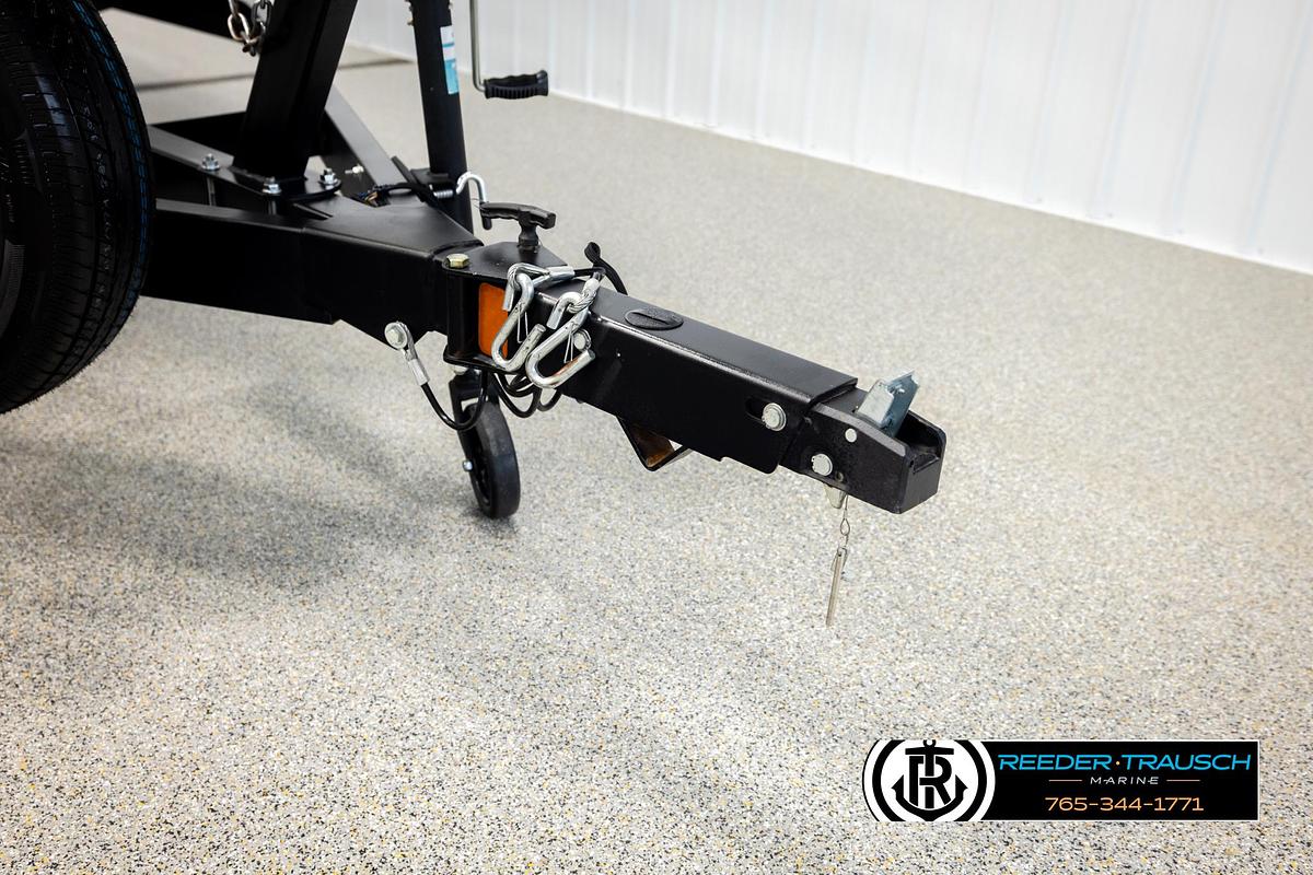 Used 2024 Four Winns H4