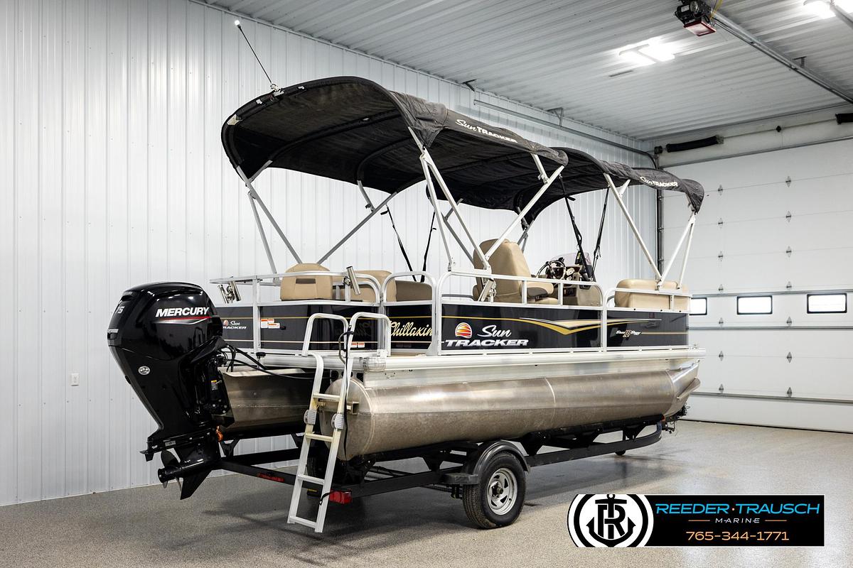 Used 2022 Suntracker Bass Buggy 18 DLX