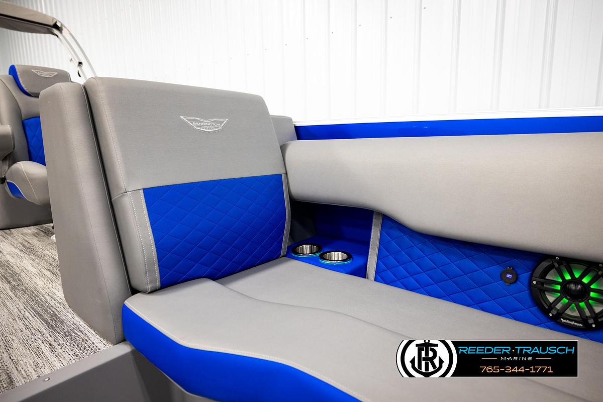 Used 2025 Bennington LTFBSE