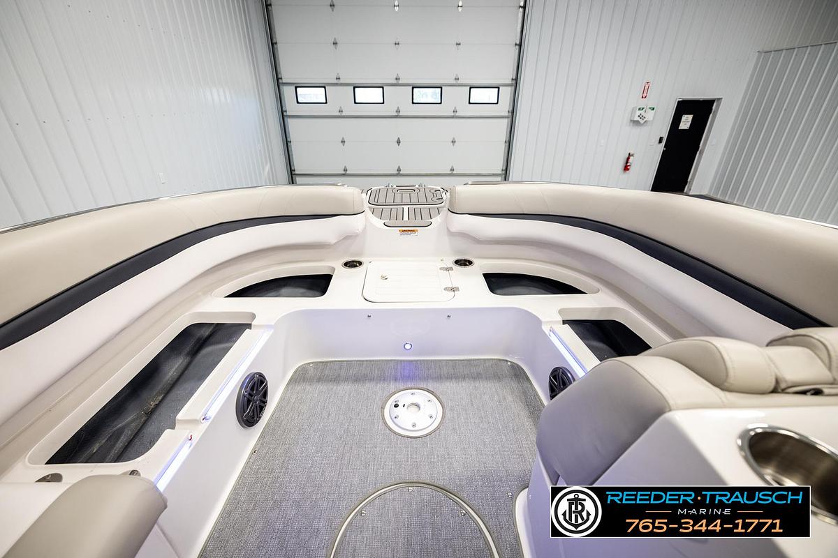 Used 2022 StarCraft Starstep 221