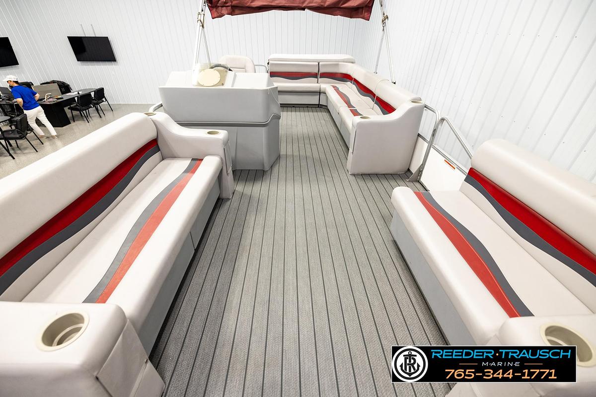 Used 2003 Fishers 220 Fisher