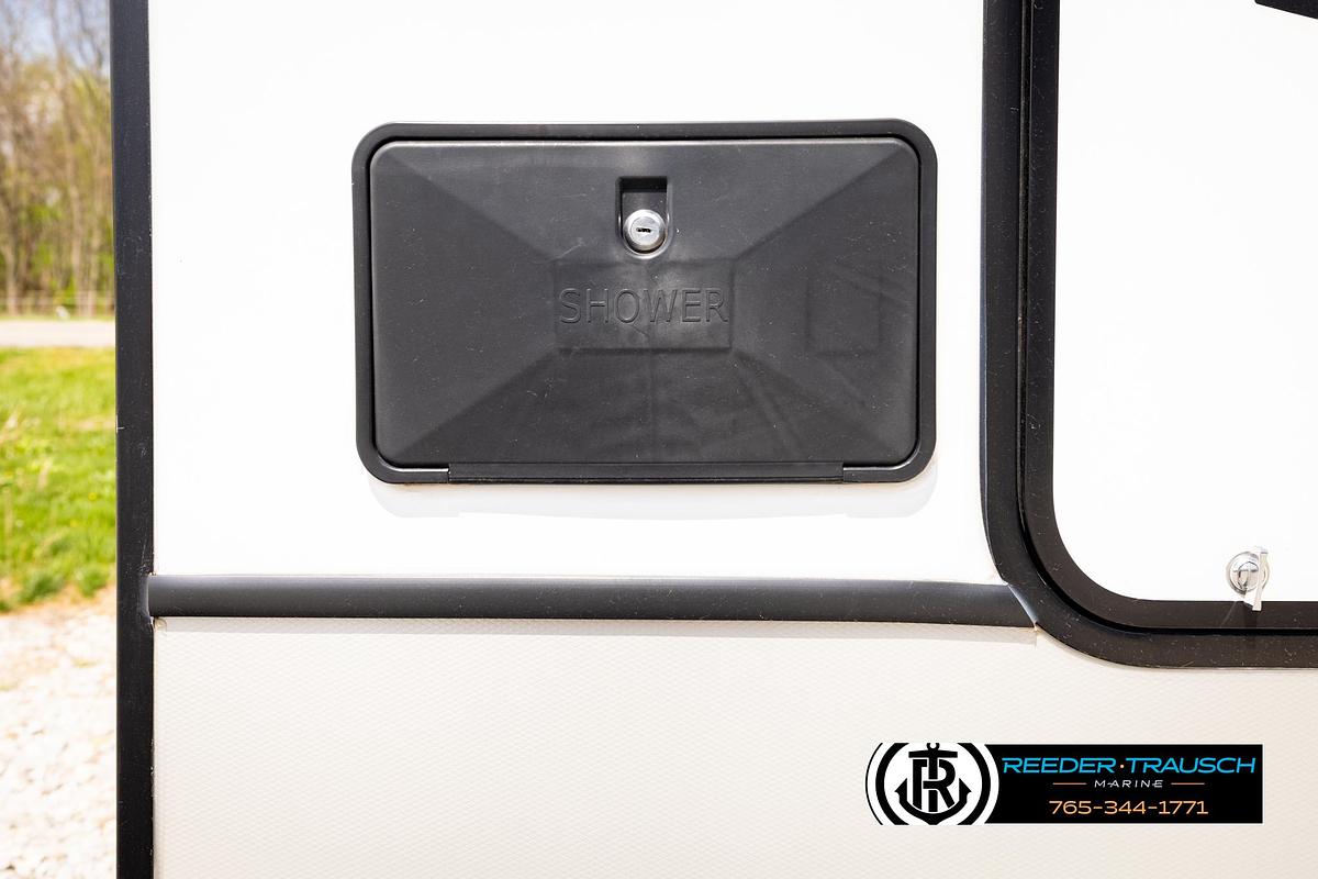 Used 2022 Keystone CG34TSB22