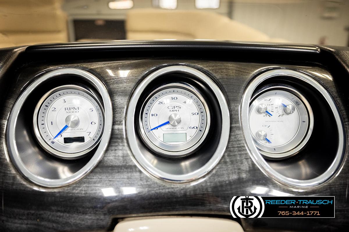 Used 2015 Bennington 2575 RCWL