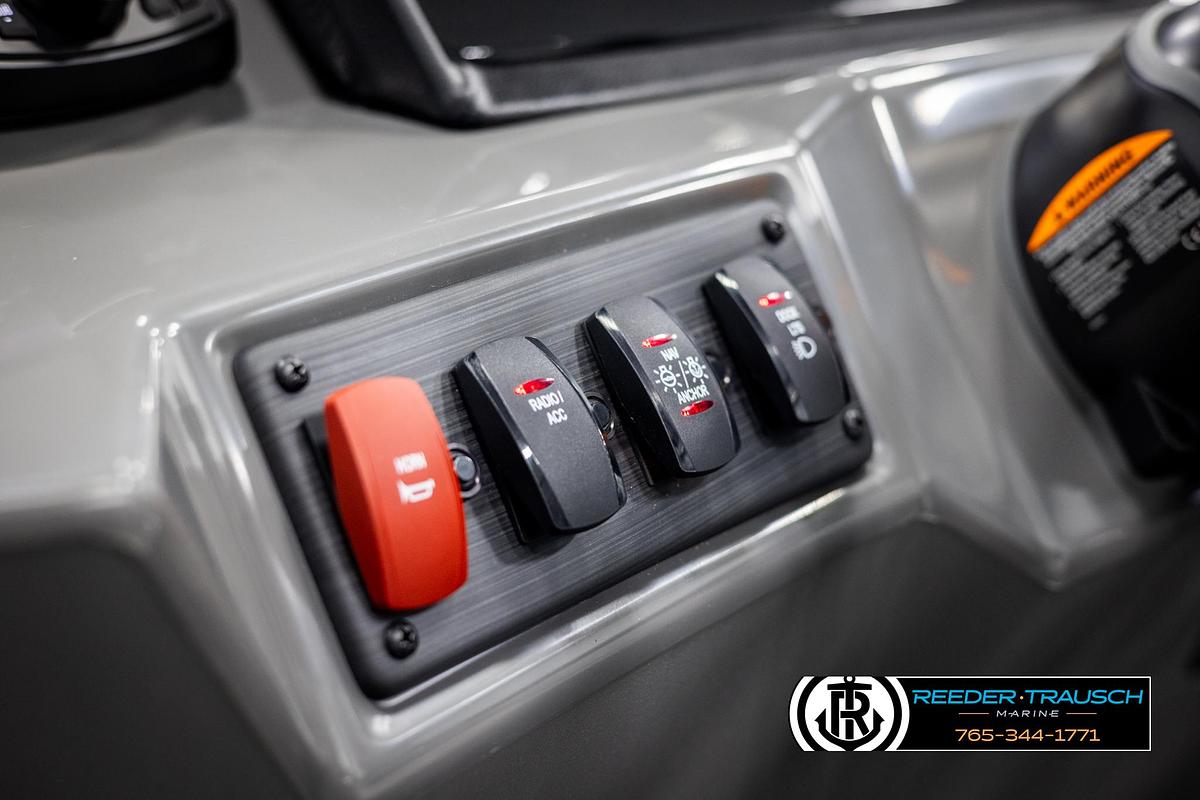 2025 Bennington 21 SSBSE