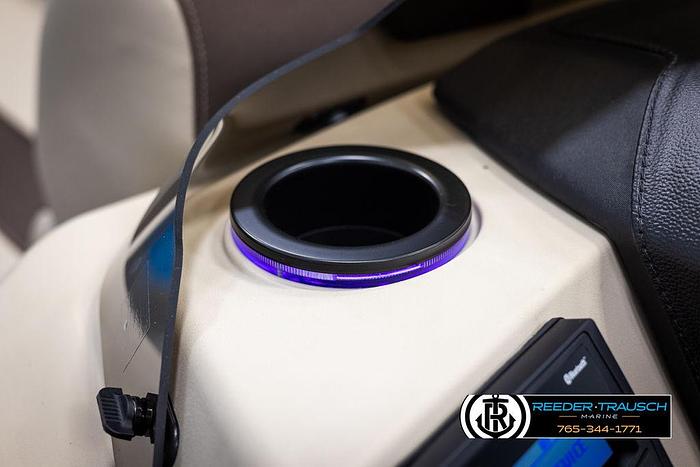 2025 Bennington 21 SLSE