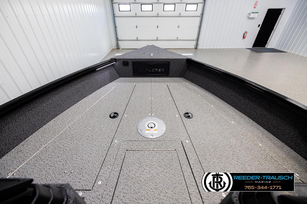 2026 Lund 1800 Explorer Sport