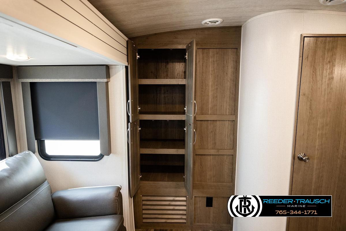 Used 2022 Keystone CG34TSB22