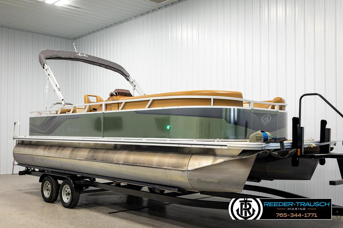 Used 2023 Avalon VEN CR