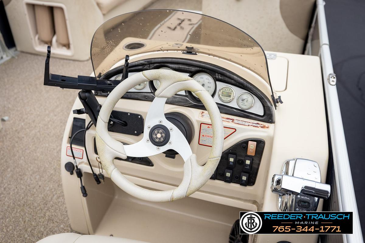 Used 2012 Cypress Cay 250 Cozumel