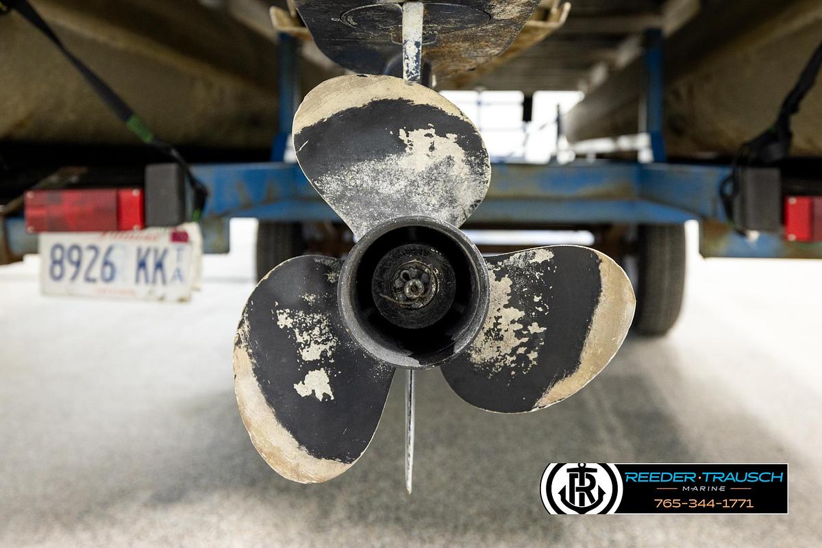 Used 1998 Godfrey SW2423