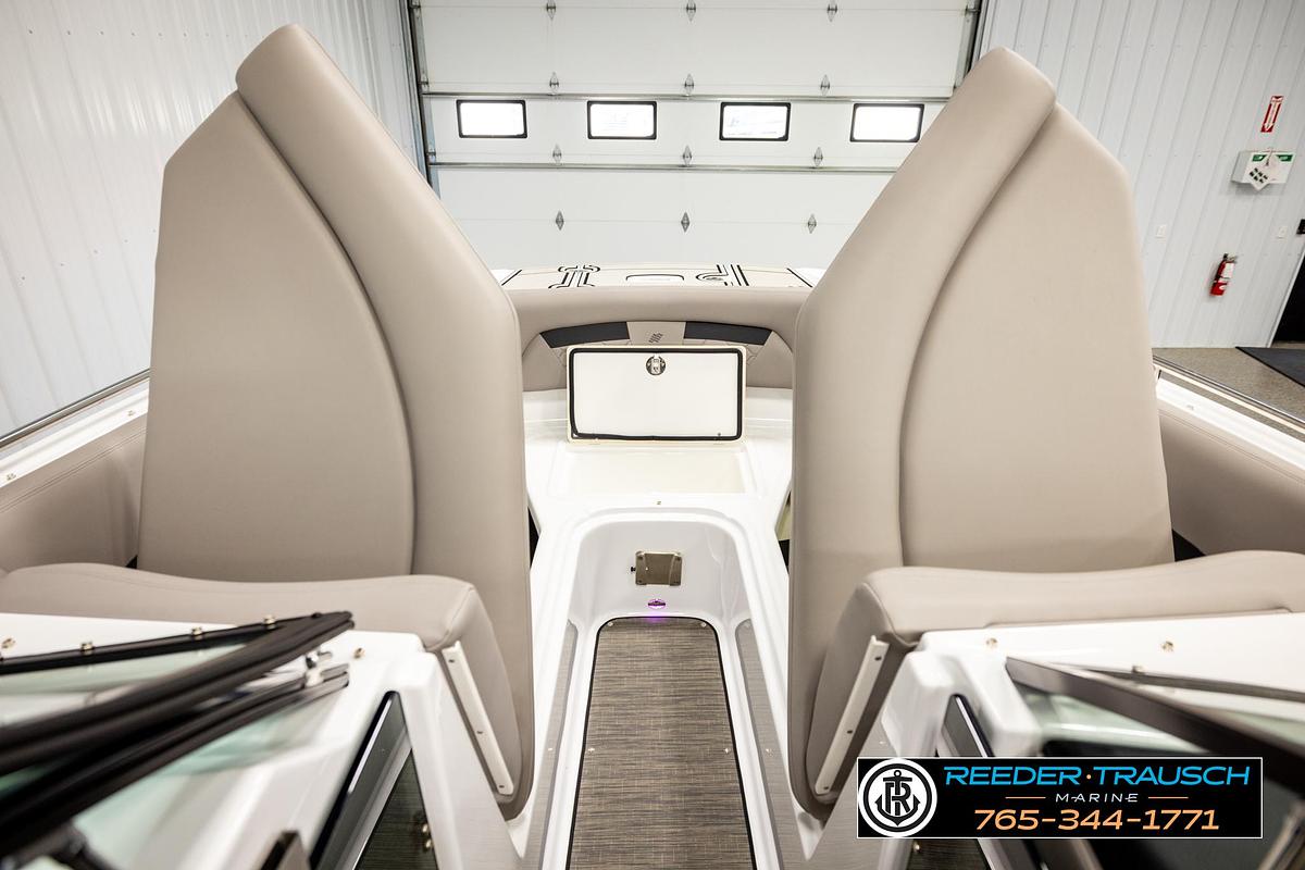 Used 2024 Four Winns HD5 Surf