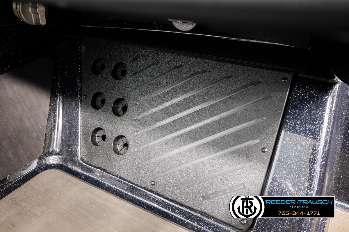 Used 2024 Tracker Nitro Z20