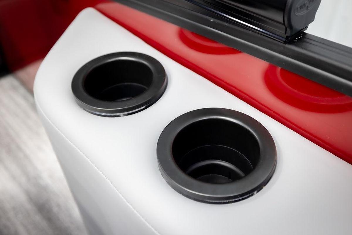 2025 Bennington 22 MSBSE