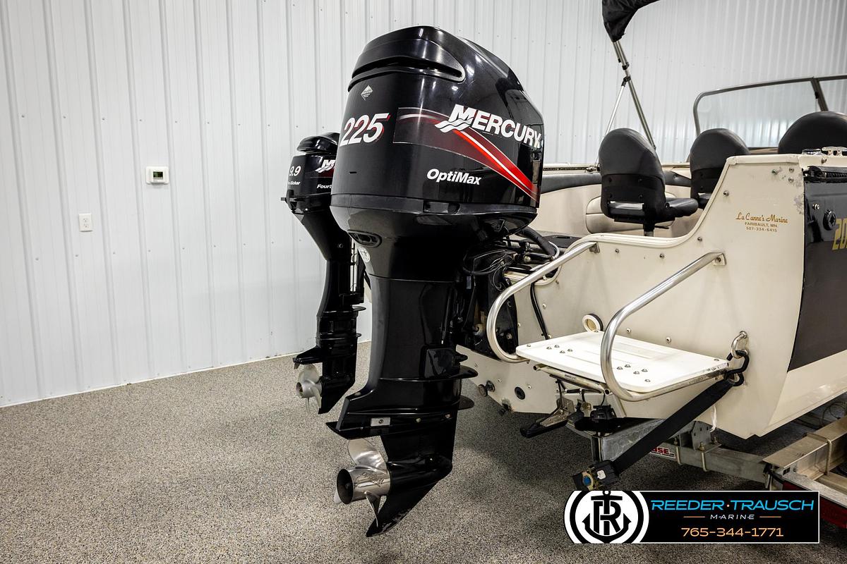 Used 2004 Crestliner 2050 Sport