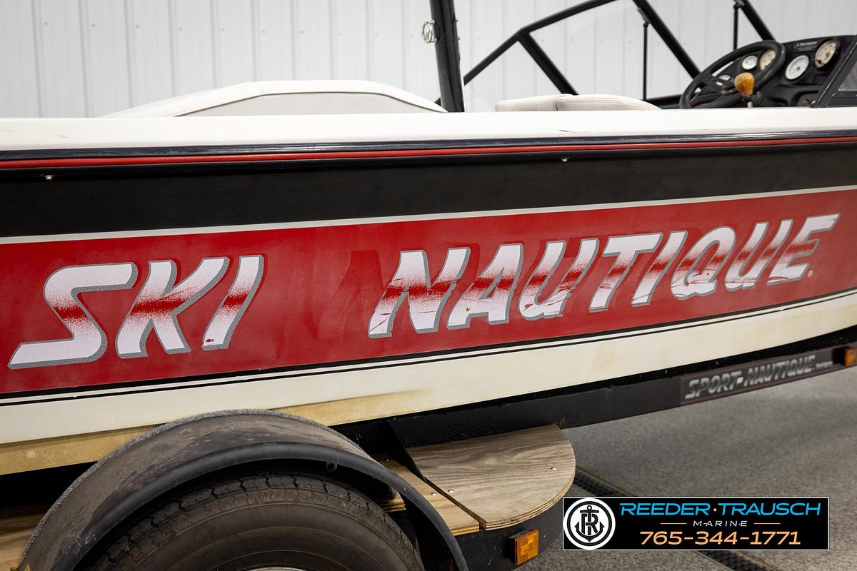 Used 1995 Ski Nautique Correct Craft