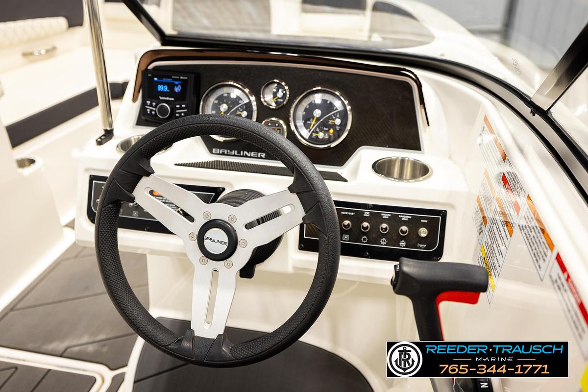 Used 2022 Bayliner DX 2250
