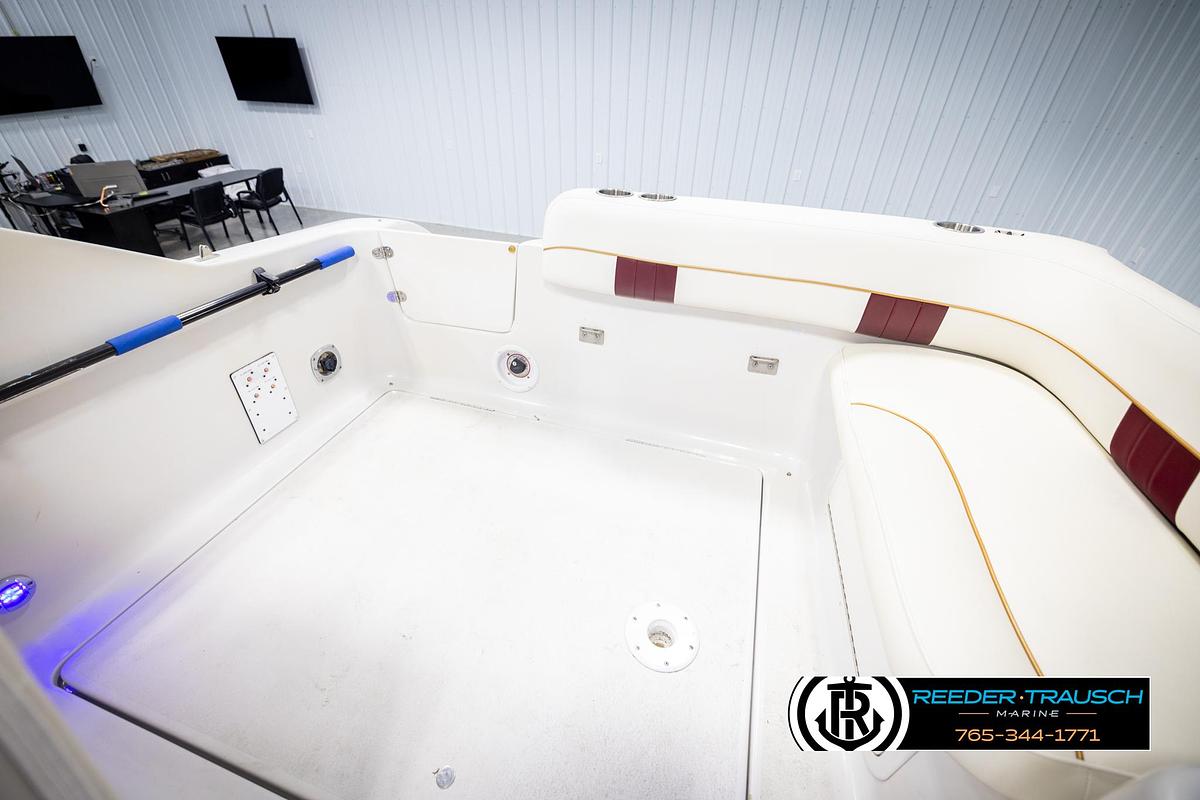 Used 1999 Crownline 242 CR