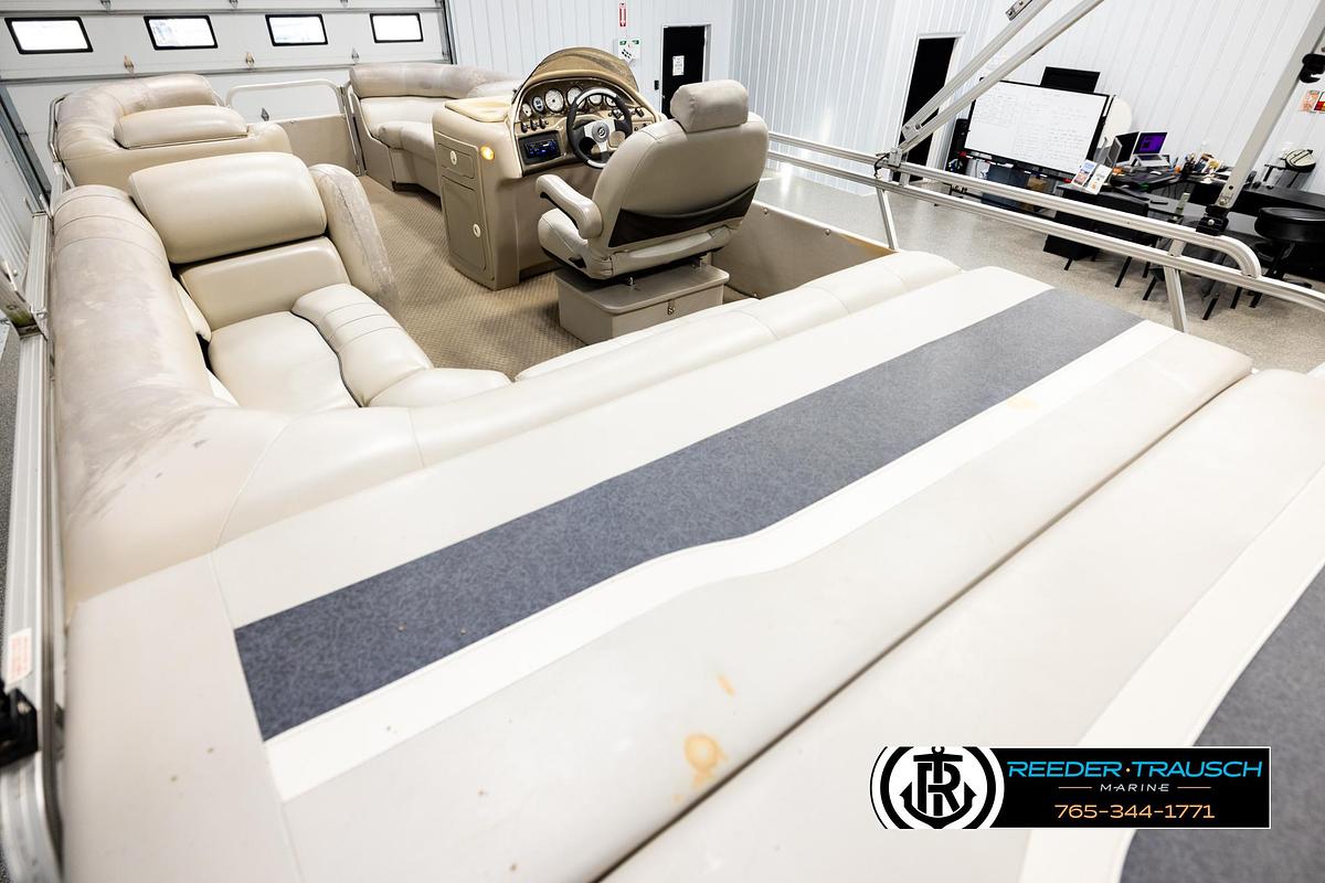 Used 2004 Smokecraft S8523 CR