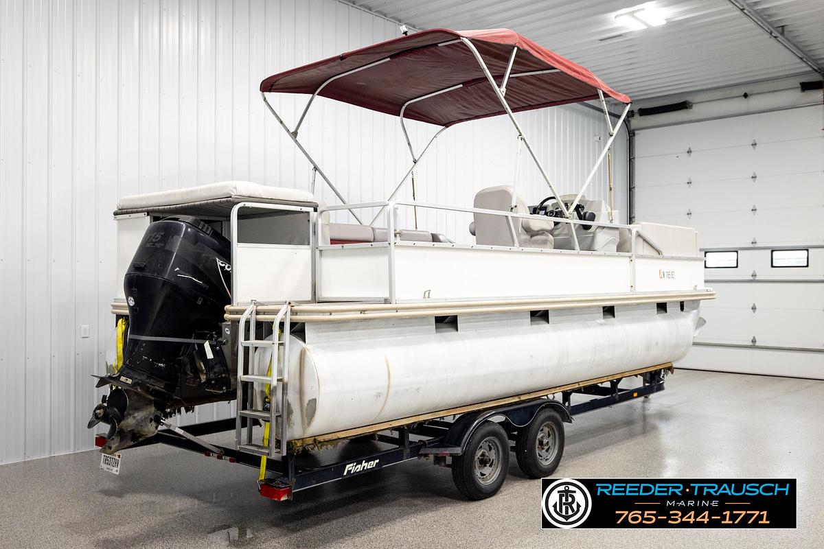 Used 2003 Fishers 220 Fisher