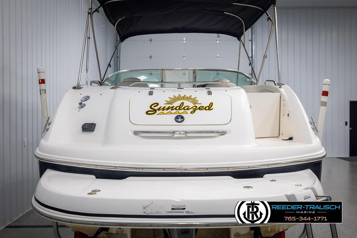 Used 2002 Chaparral 243 Sunesta
