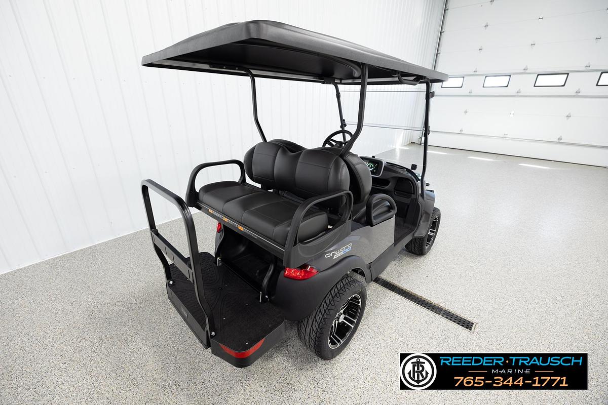 2027 Club Car Onward 4 Passenger Lifted Lithium