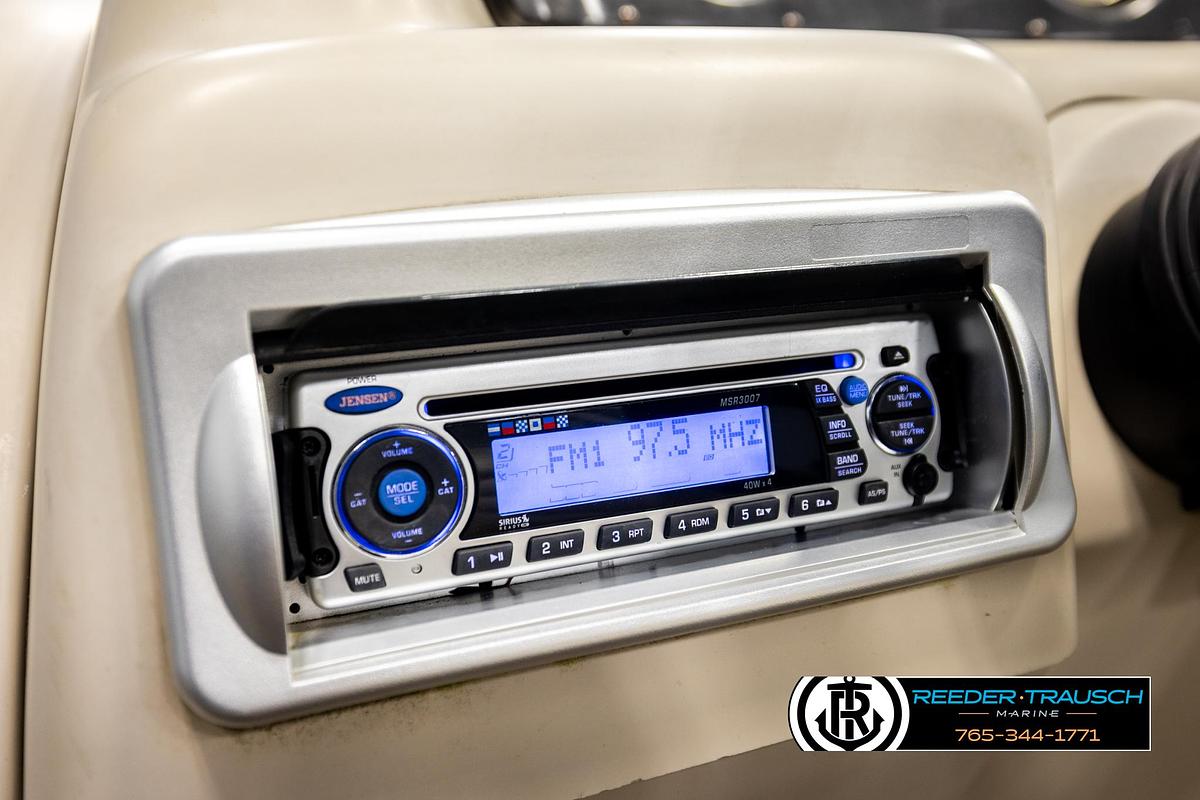 Used 2011 Godfrey SW2486